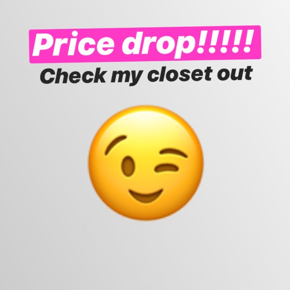Price drops . Still taking offers ‼️💟💕🎀🛍